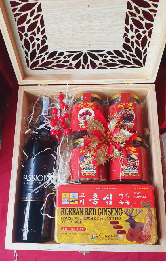 T130 Vang Passion Chile, Đạm Sâm Hàn Quốc, 4 Hũ Trái cây sấy