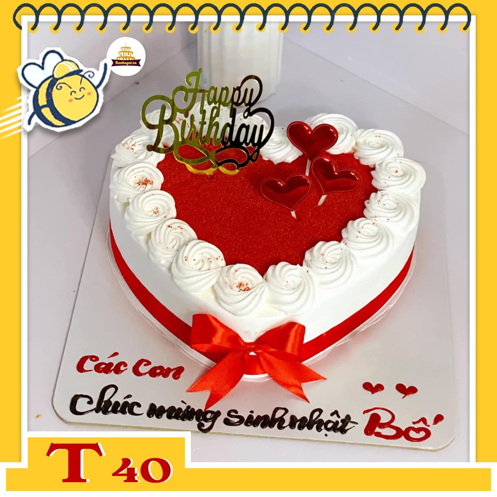 Bánh kem T40 màu trắng viền trắng rắc bột đỏ ở giữa ngọt ngào