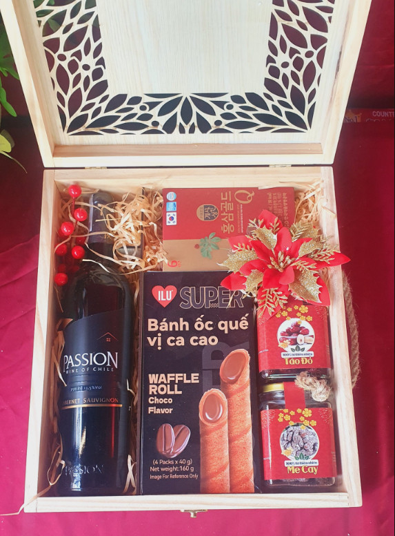 T93 Set quà: Sâm nhưng Q6, Passion, Bánh Ca cao, Mix trái cây sấy dẻo