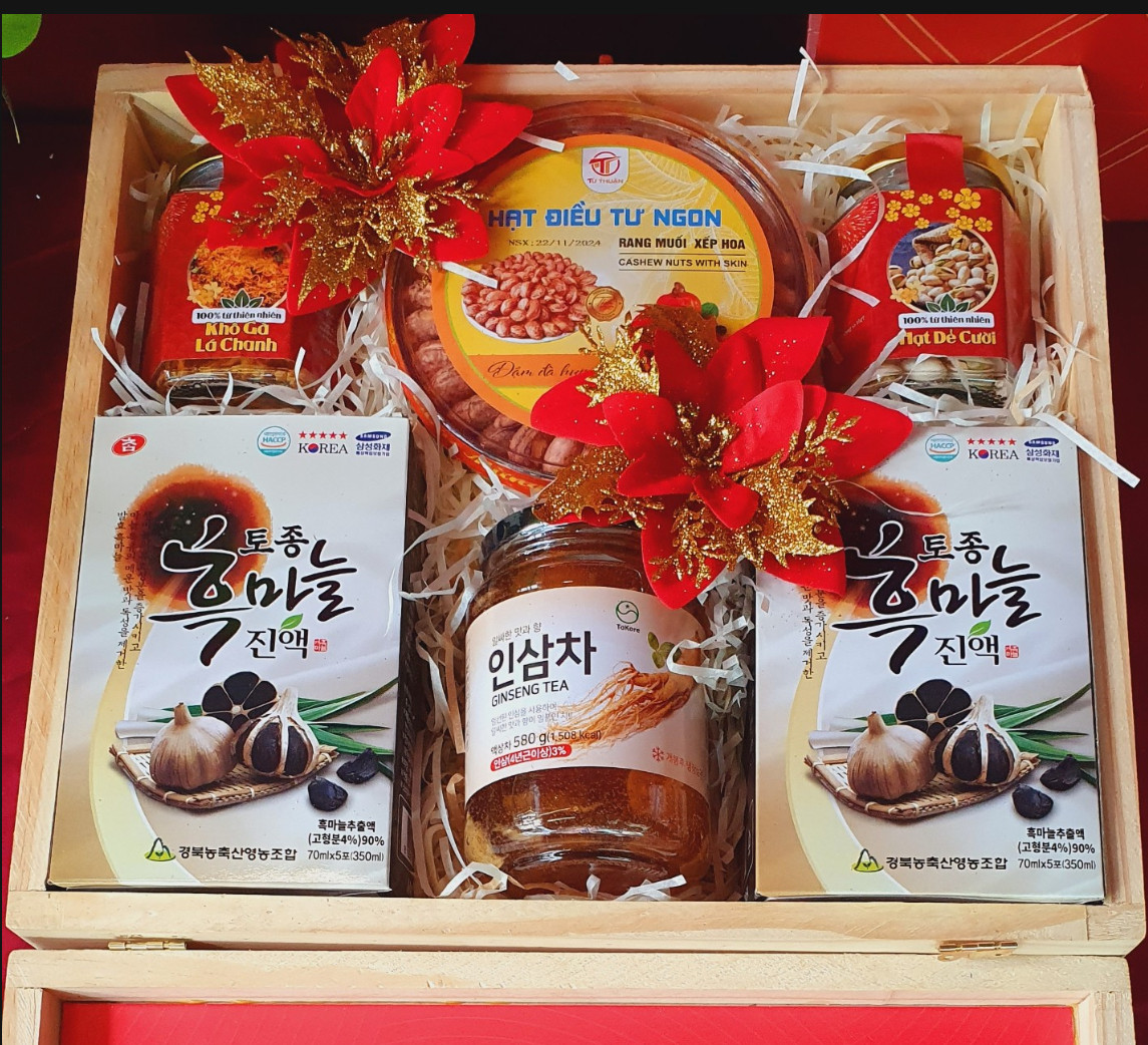 T97 Sâm ngâm Mật Ong DooRaeWon, 2 Tỏi đen, 1 Điều Tư Ngon, Khô gà Lá chanh & Dẻ cười