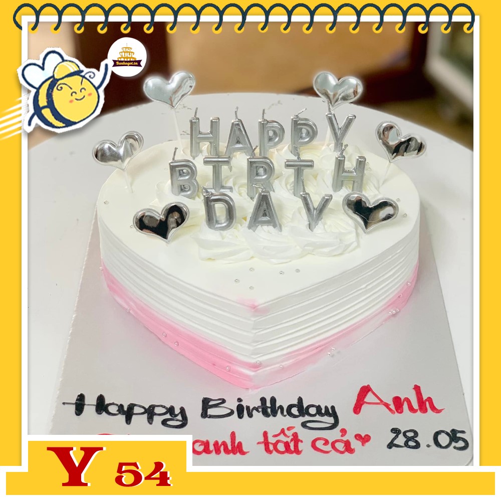 Bánh kem Y54 trái tim màu trắng pha chút hồng cùng bộ nến birthday xinh