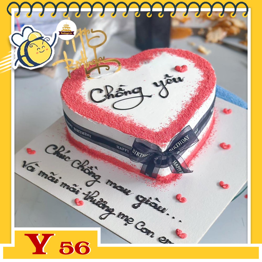Bánh kem Y56 trái tim màu trắng rắc bột velved ở viền xinh iu