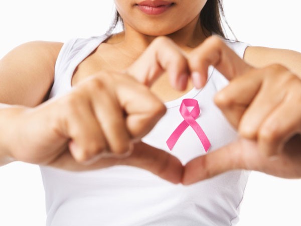 Dấu hiệu nhận biết bệnh ung thư vú