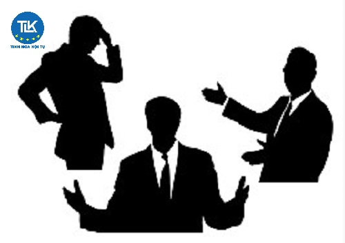 GIÁM ĐỐC CÔNG TY CỔ PHẦN CÓ THỂ LÀM NGƯỜI ĐẠI DIỆN THEO PHÁP LUẬT HỢP PHÁP CỦA CÔNG TY TRÁCH NHIỆM HỮU HẠN
