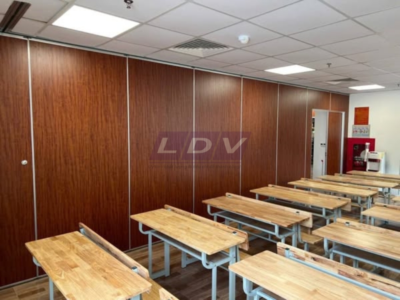 Vách ngăn di động tại Lô 4/10 KCN Vĩnh Hoàng - Hoàng Văn Thụ - Hoàng Mai - Hà Nội