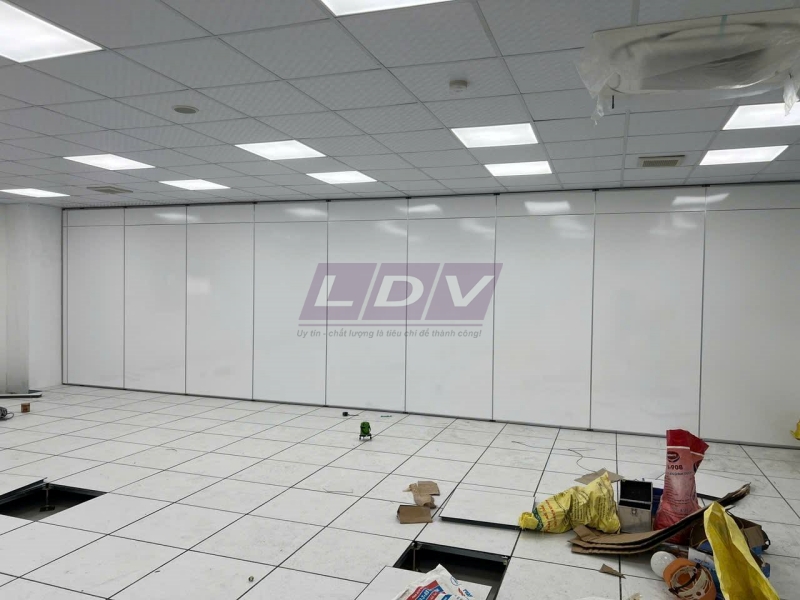 Vách ngăn di động tại nhà máy HAL KCN Bắc Thăng Long Hà Nội