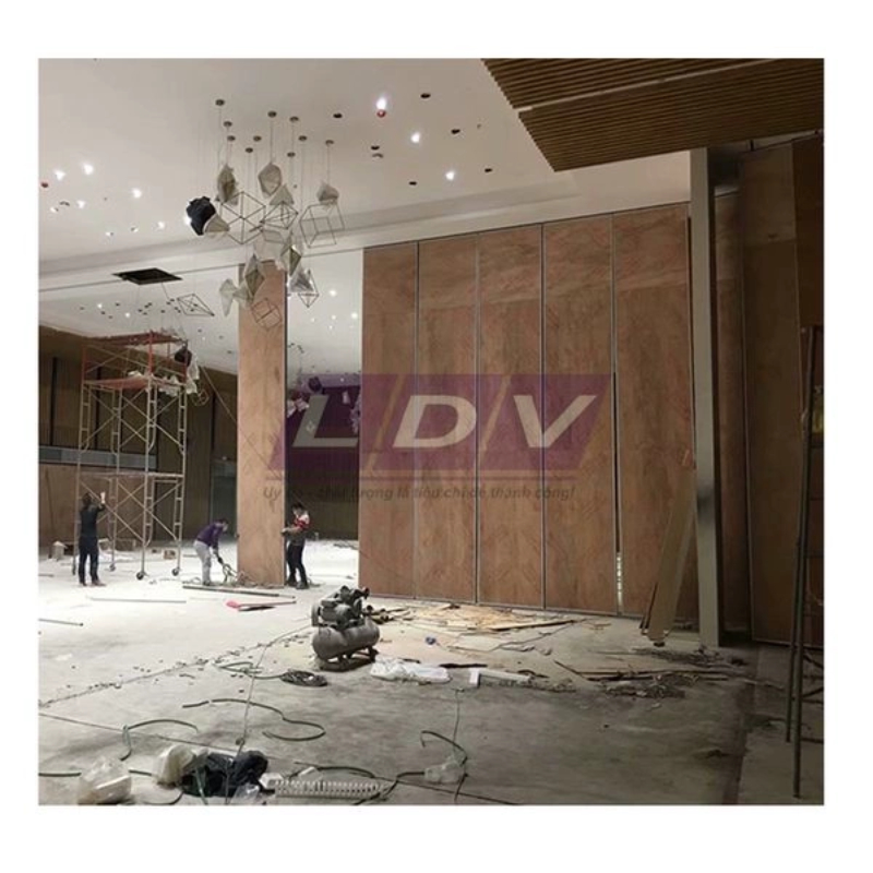 Vách ngăn LDV015 giữ được nét tinh tế cho căn phòng