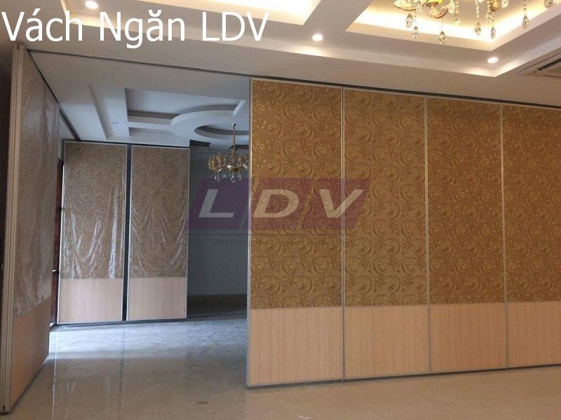 Vách di động chia phòng Vách Di Động Chia Phòng