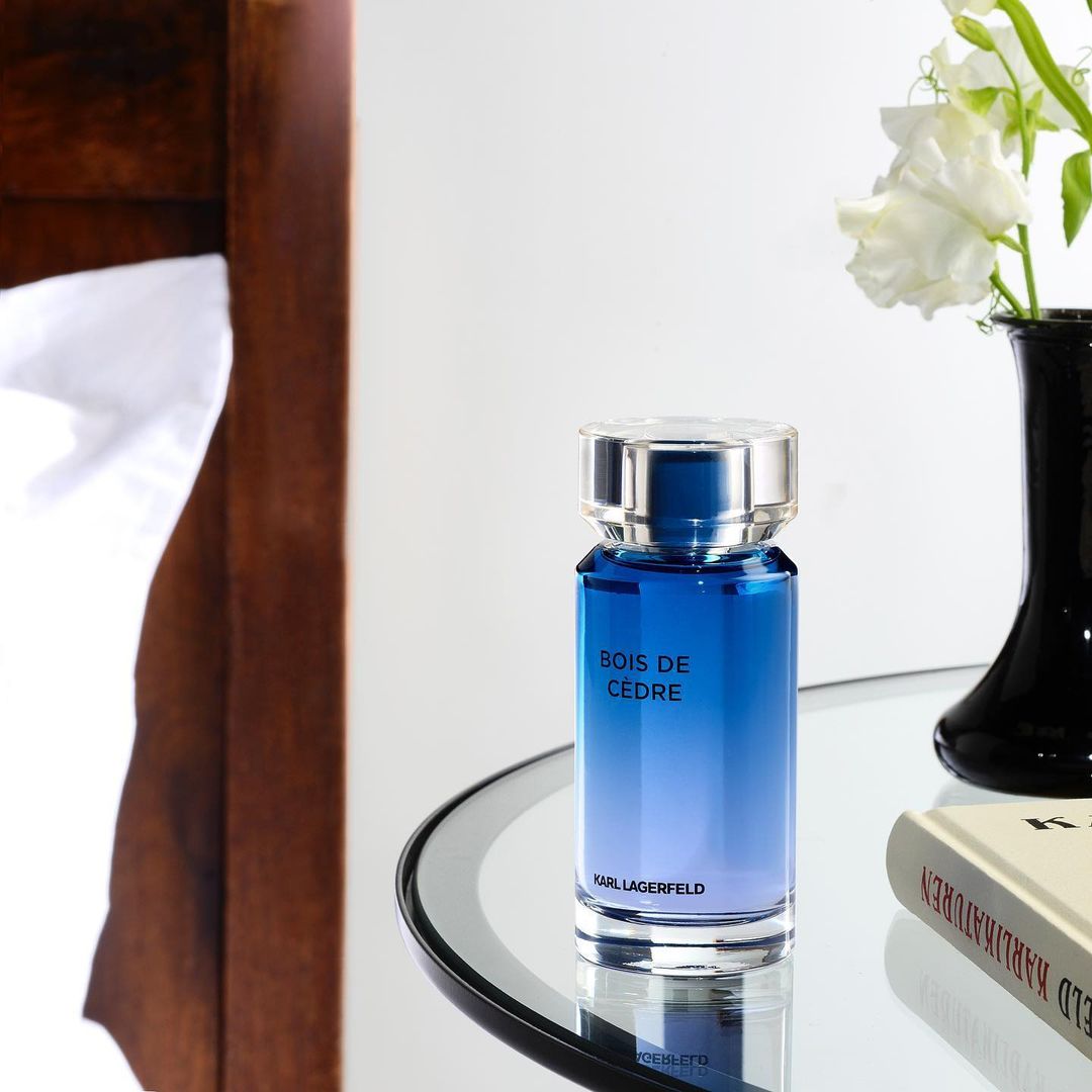 KARL LAGERFELD Bois de Cedre - khi Phong Lữ và Gỗ Tuyết Tùng làm chủ mùi hương.