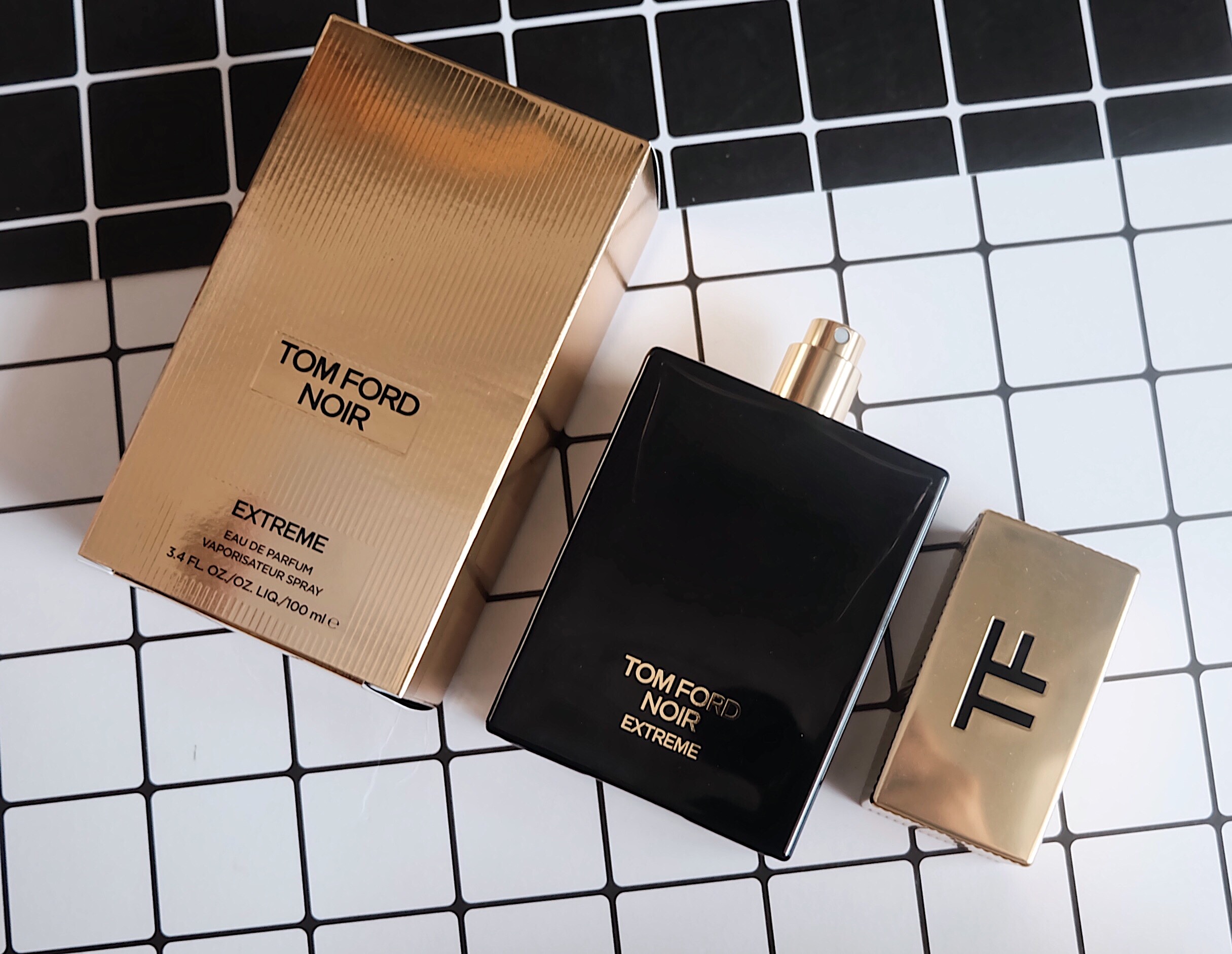 Chuyên mục nước hoa của người nổi tiếng: Thủ môn Đặng Văn Lâm và TomFord Noir Extreme!!