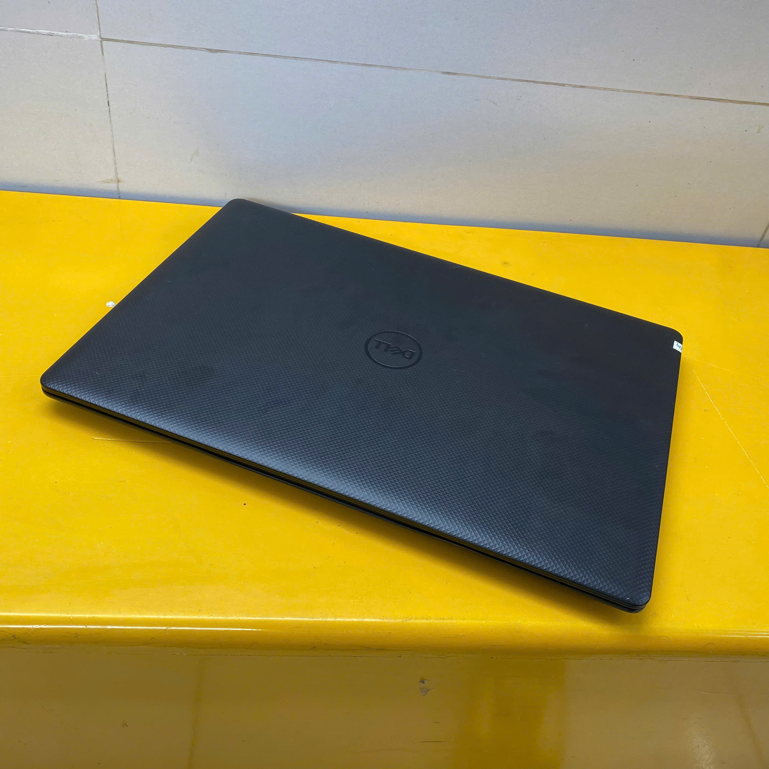 Laptop cũ Dell Vostro 3580 i5 8250u, Ram 8gb, Ổ 256gb, màn Laptop cũ Dell Vostro 3580 i5 8250u, Ram 8gb, Ổ 256gb, màn
