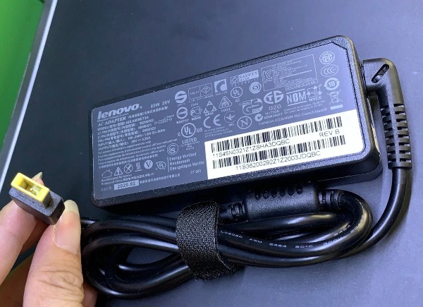 sạc Lenovo 81HQ V130-14IKB