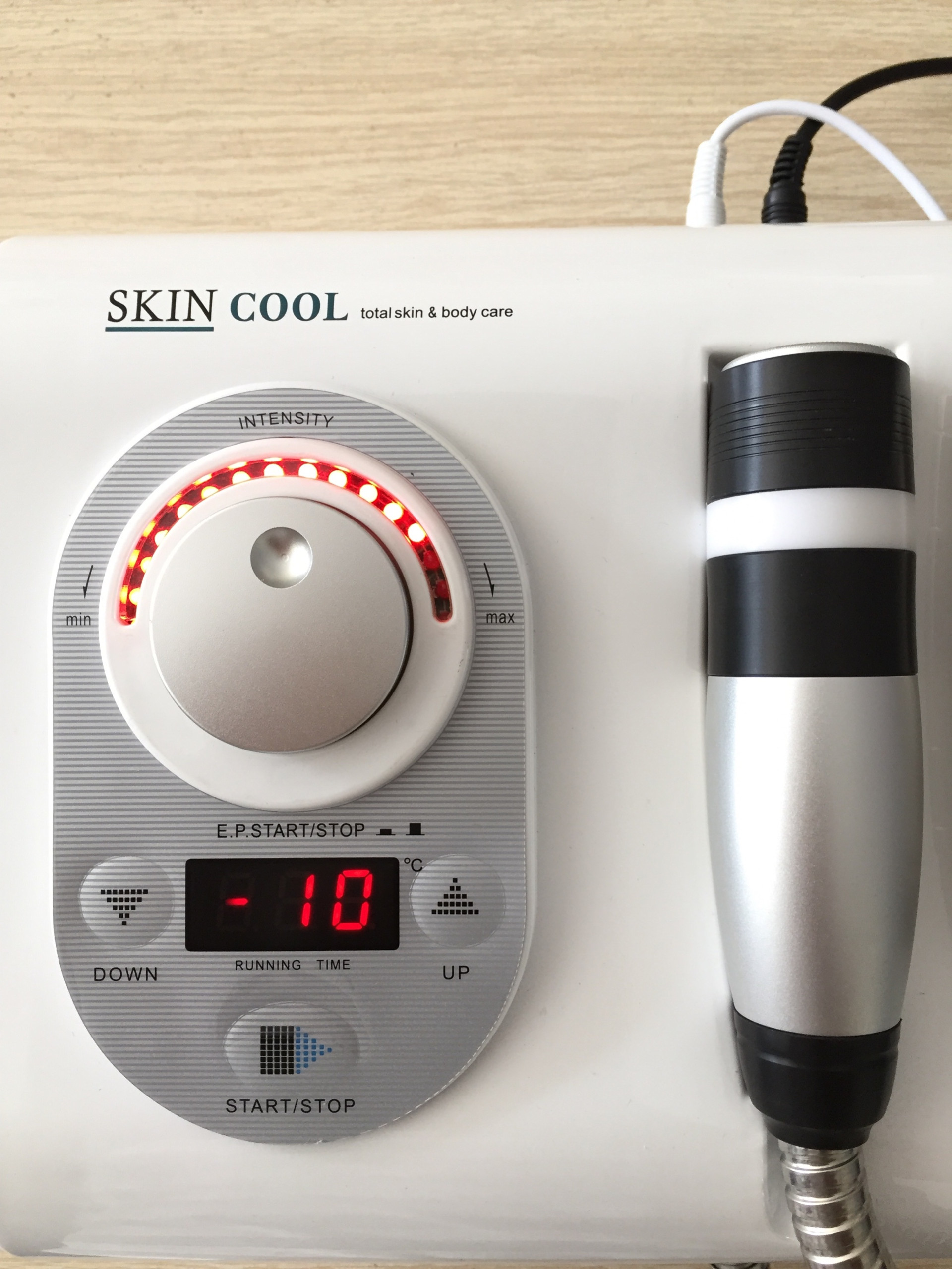 Máy điện di skin cool