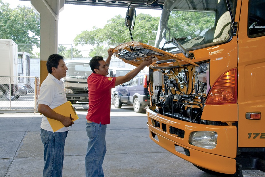 HƯỚNG DẪN TỰ KIỂM TRA VÀ BẢO DƯỠNG XE THƯỜNG XUYÊN TẠI NHÀ | CÔNG TY TNHH Ô TÔ CHUYÊN DÙNG VIỆT