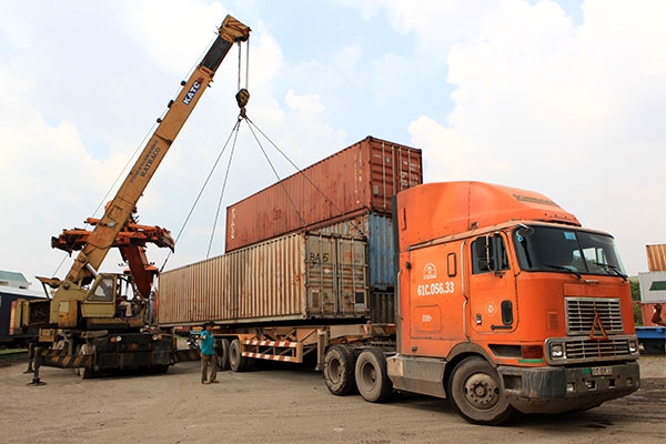 Thành phố Hà Tĩnh phát triển mạnh dịch vụ vận tải
