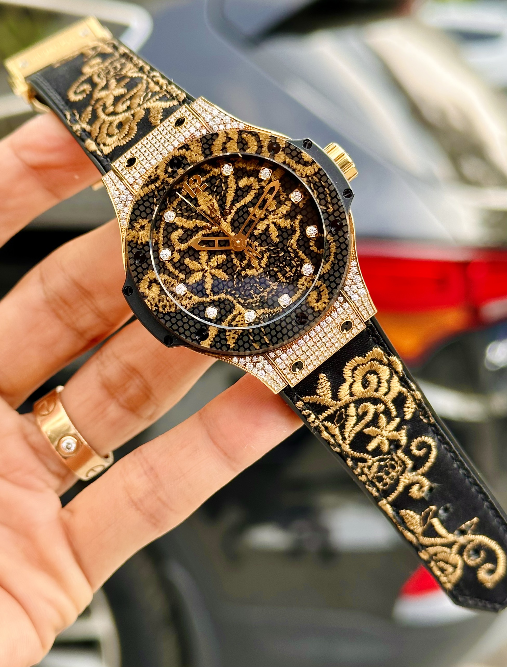 hublot-big-bang-king-gold-diamond