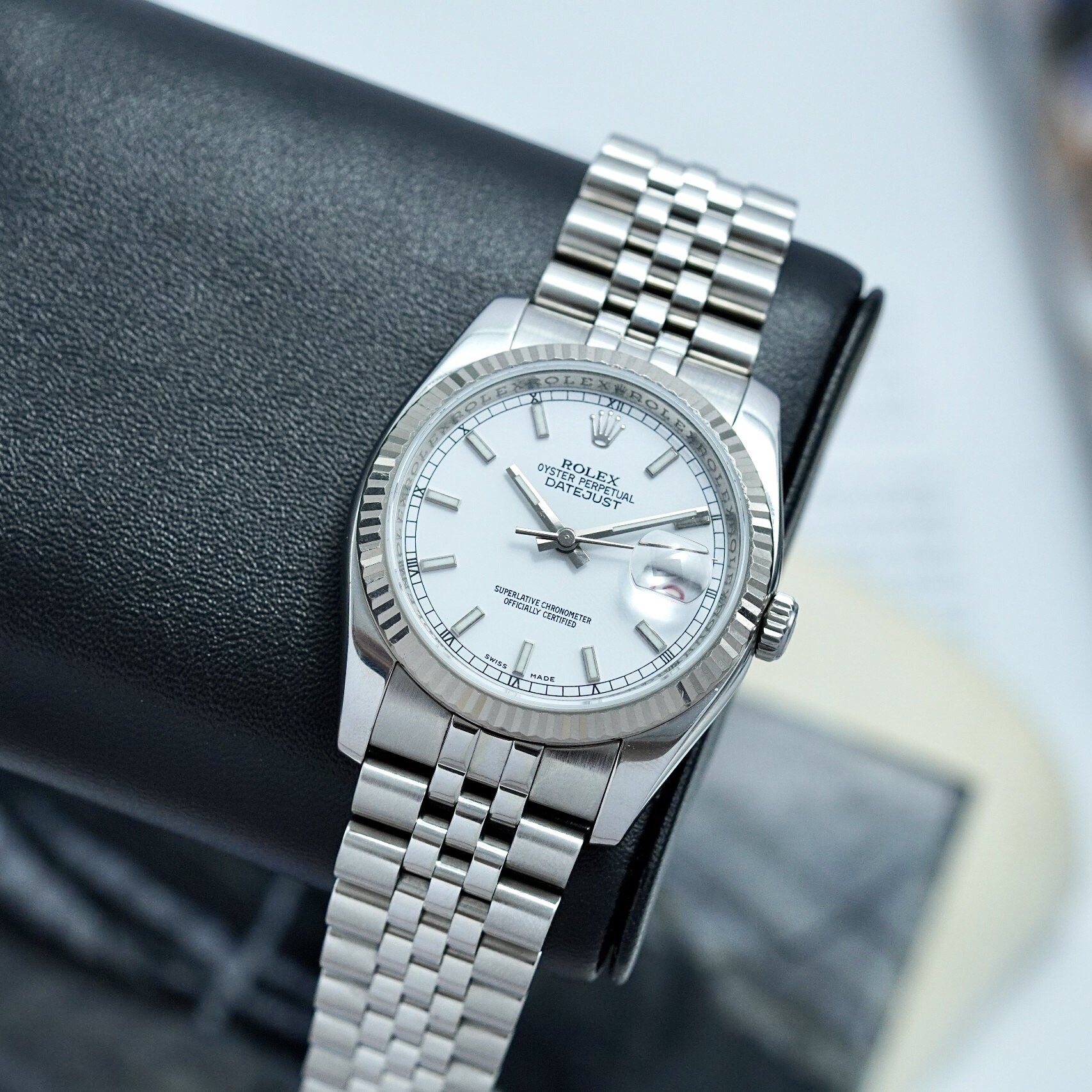 rolex-datejust-116234-coc-vach-da-quang