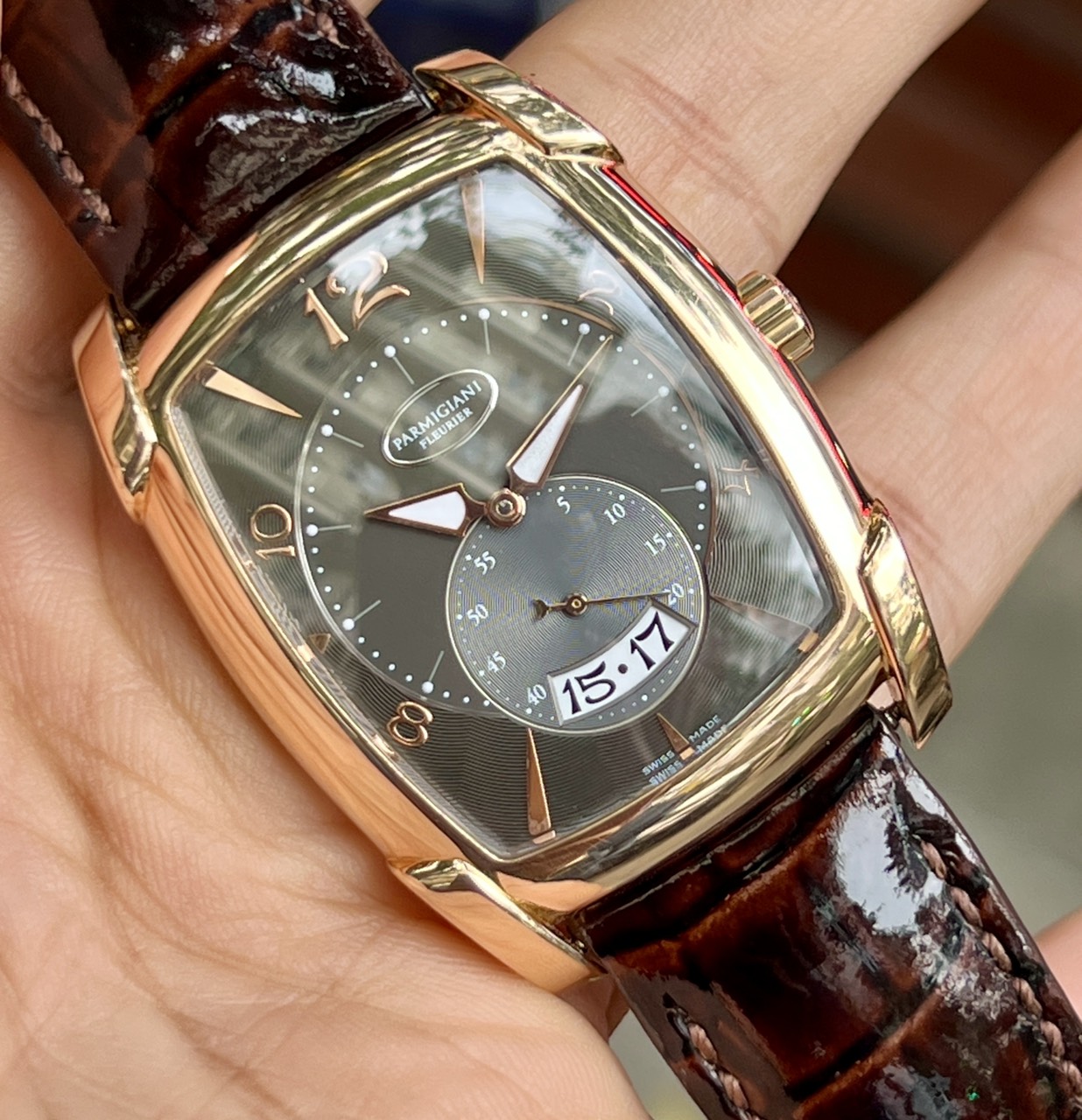 dong-ho-parmigiani-fleurier-kalpa-xl-rose-gold-pf011934