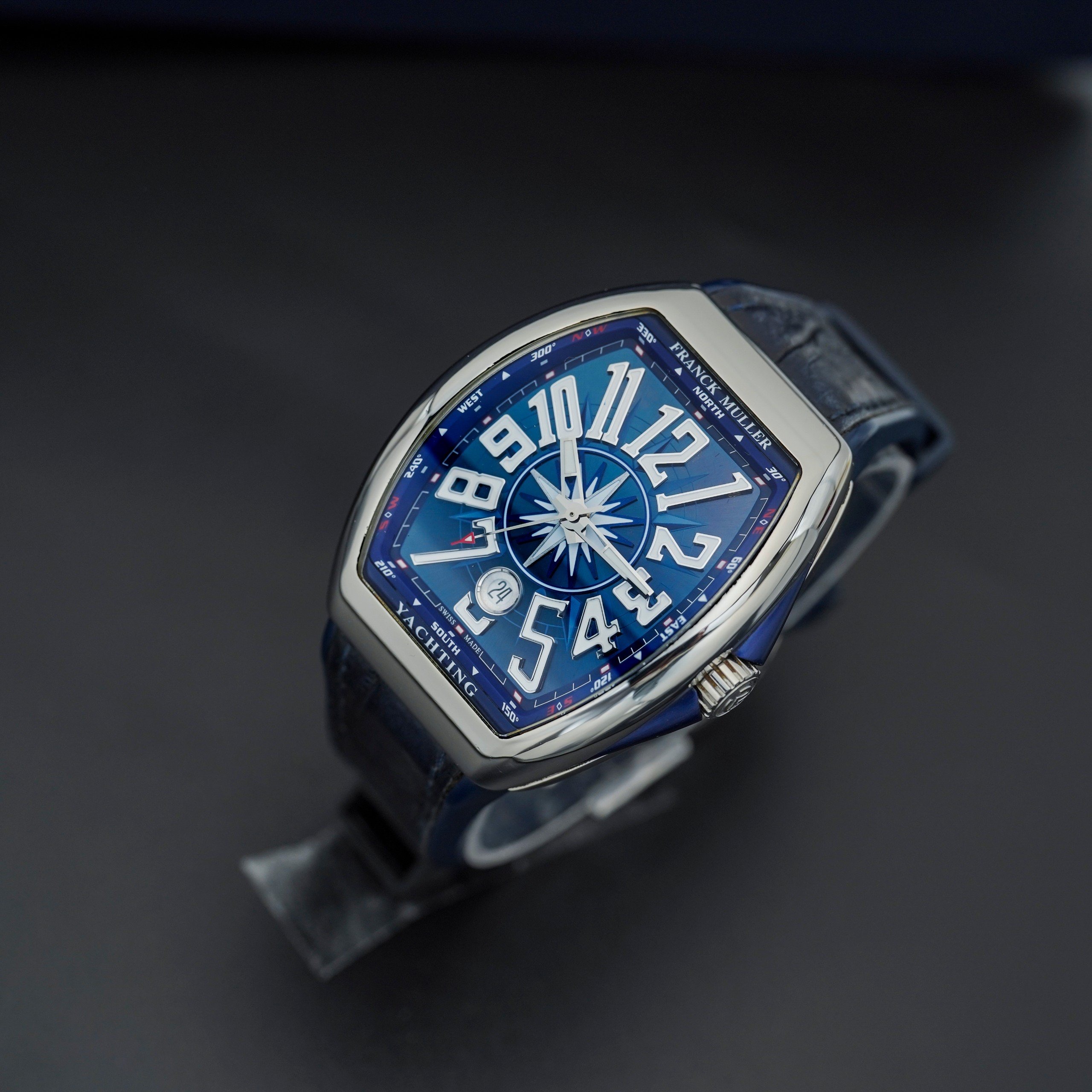 dong-ho-franck-muller-vanguard-v41-yachting-navy-dial