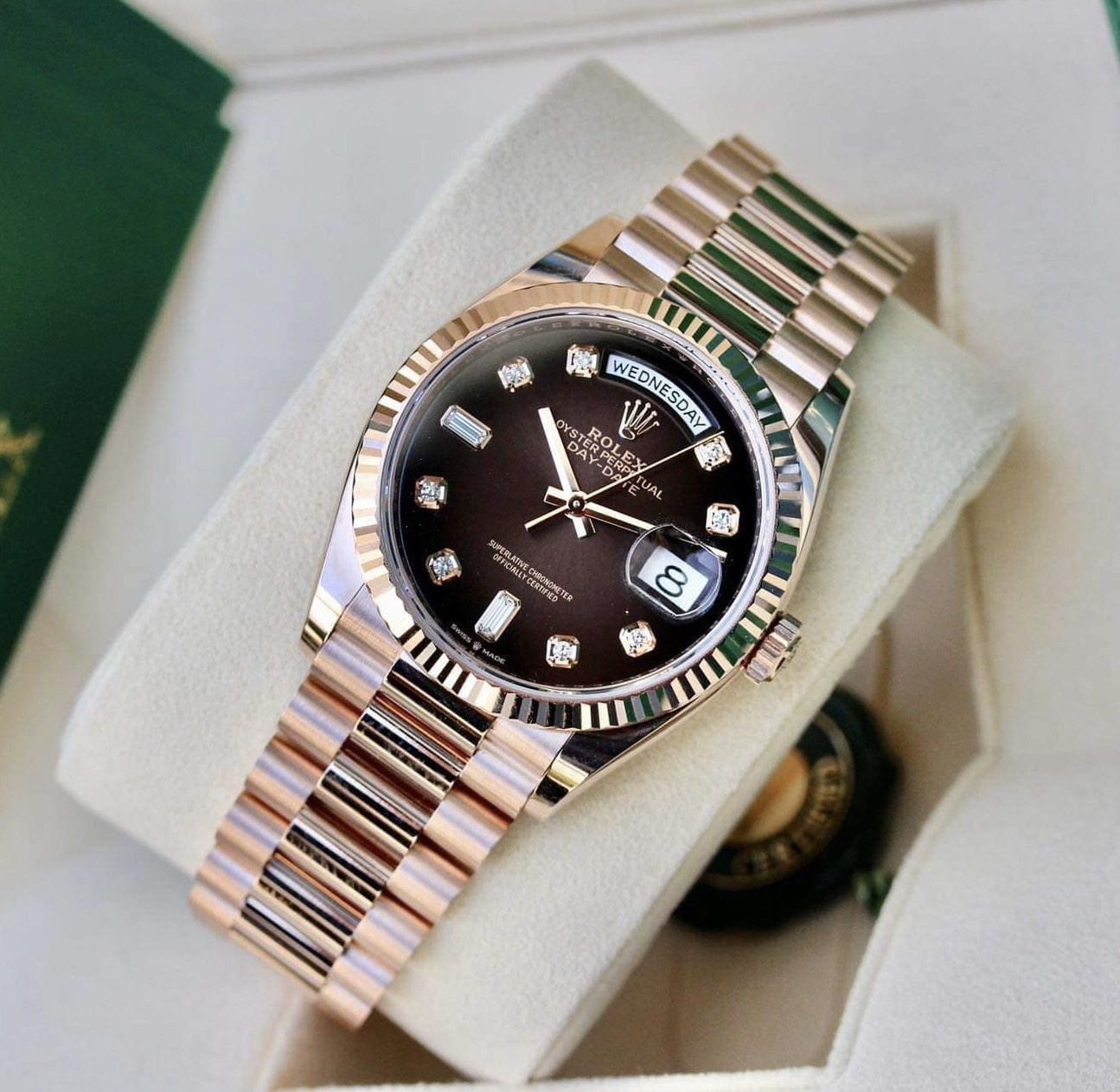 rolex-day-date-36mm-128235-0037-ombre-chocolatte-diamond-dial