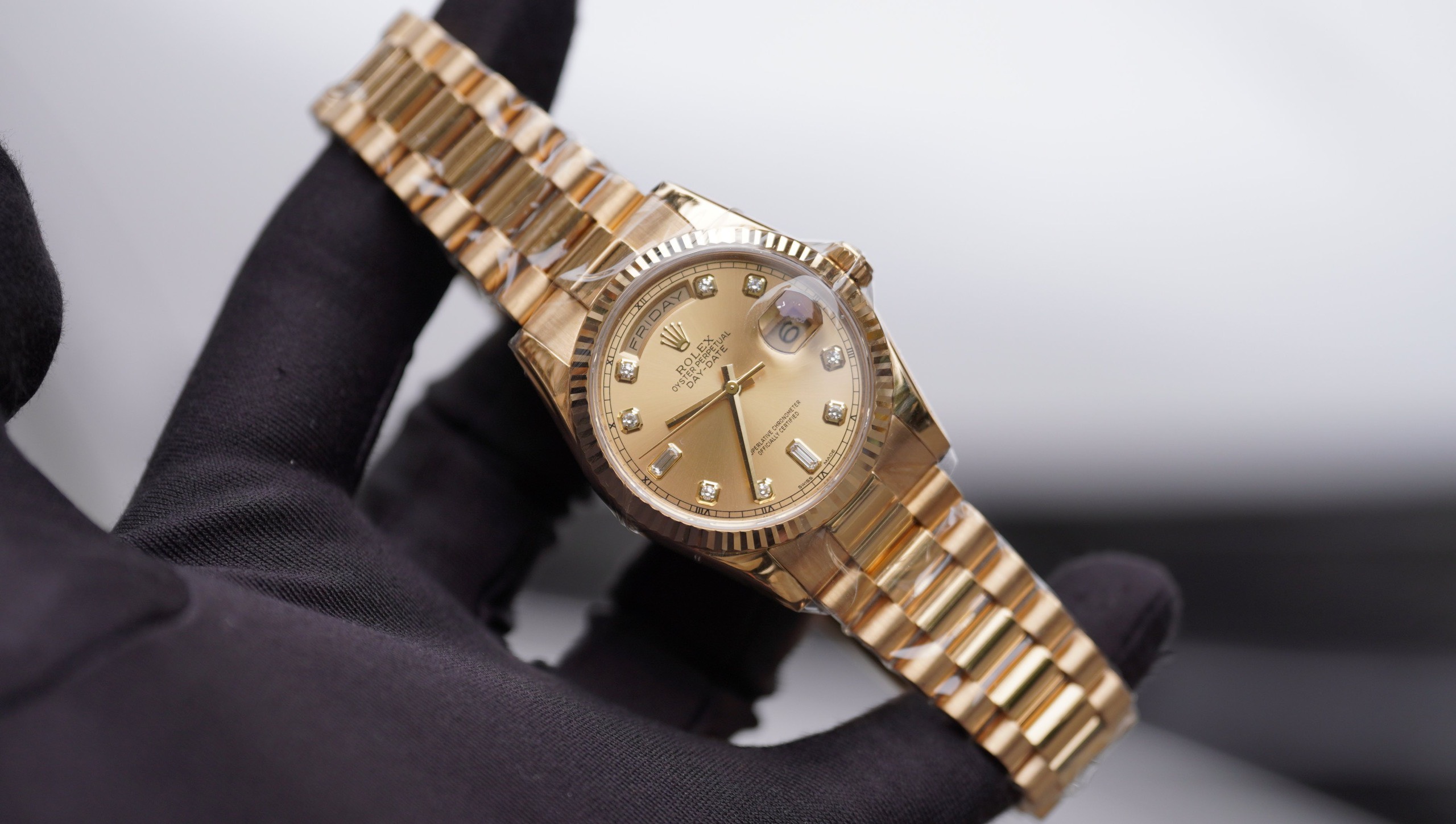 dong-ho-rolex-day-date-118238-vang-khoi-18k