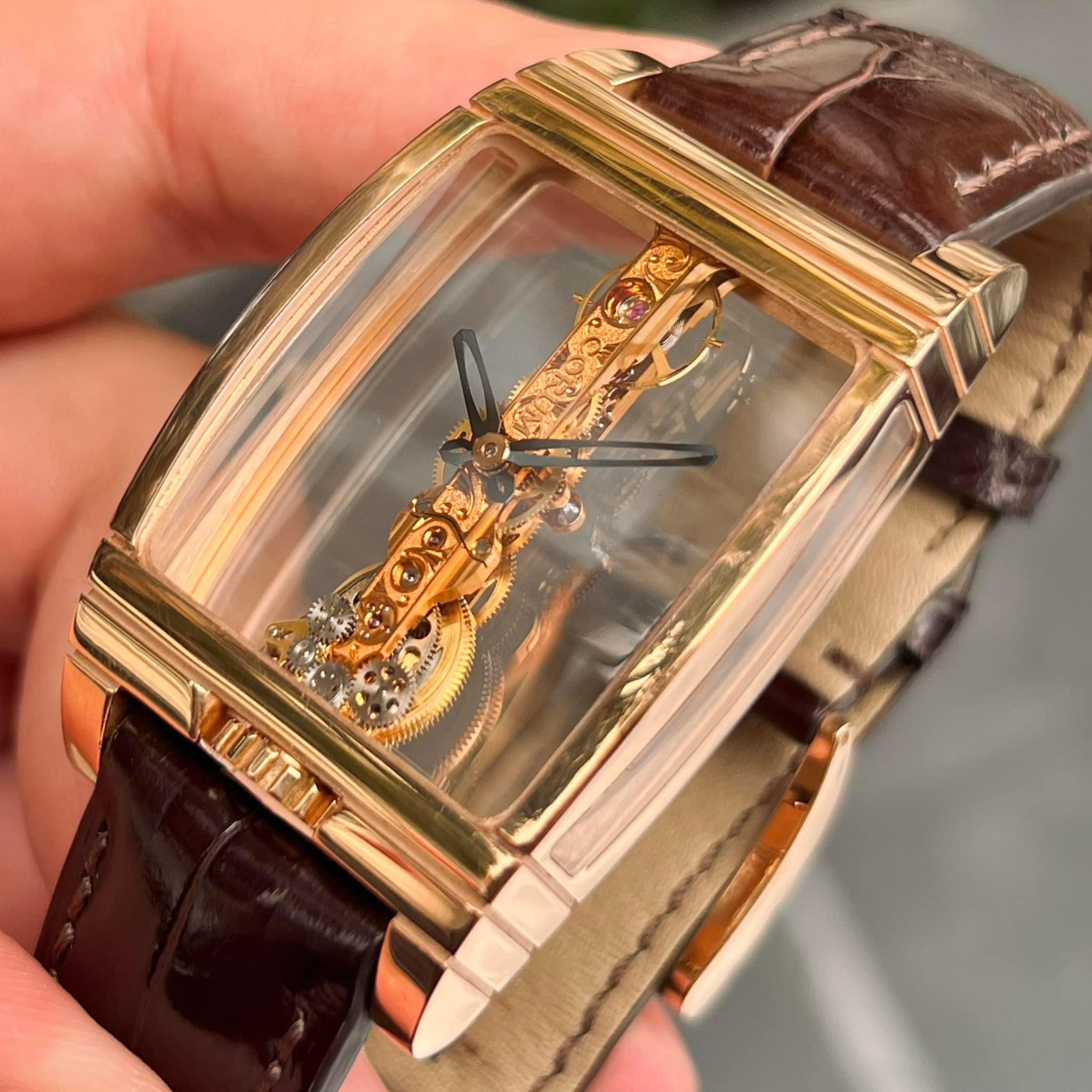 corum-golden-bridge-113-160-55-0002-0000