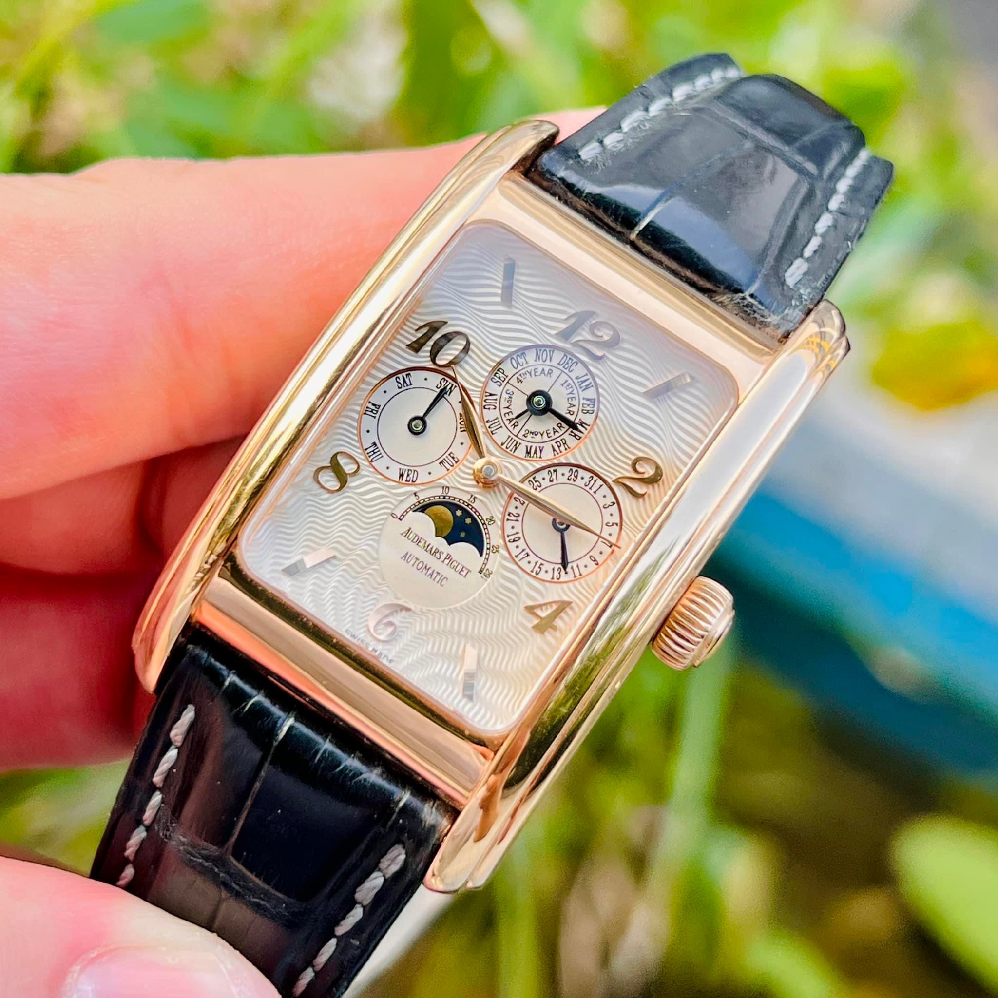 dong-ho-audemars-piguet-perpetuel-calendar-in-rose-gold-on-black-leather-with-si