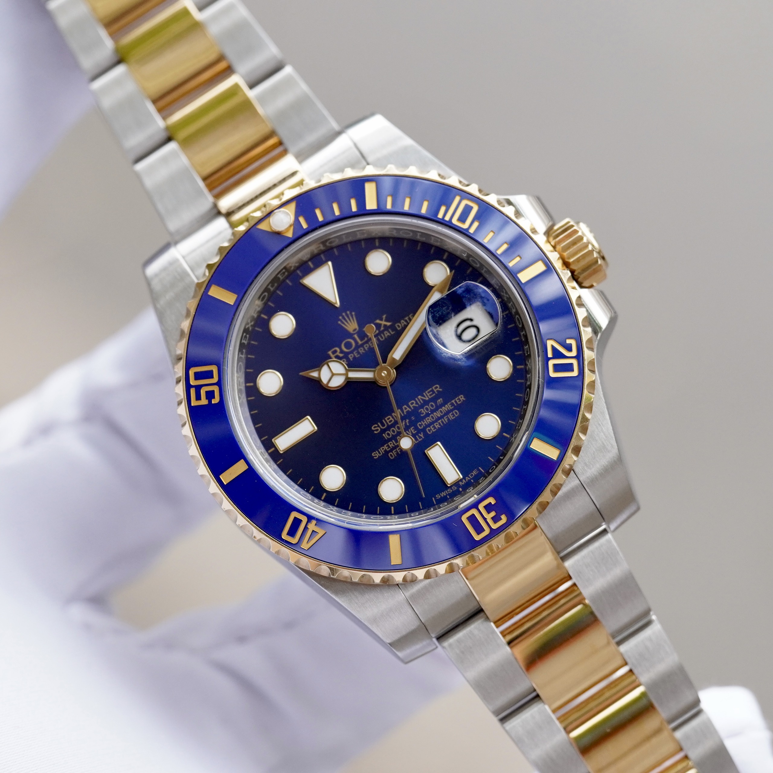 dong-ho-rolex-submariner-date-40mm-116613lb-0005