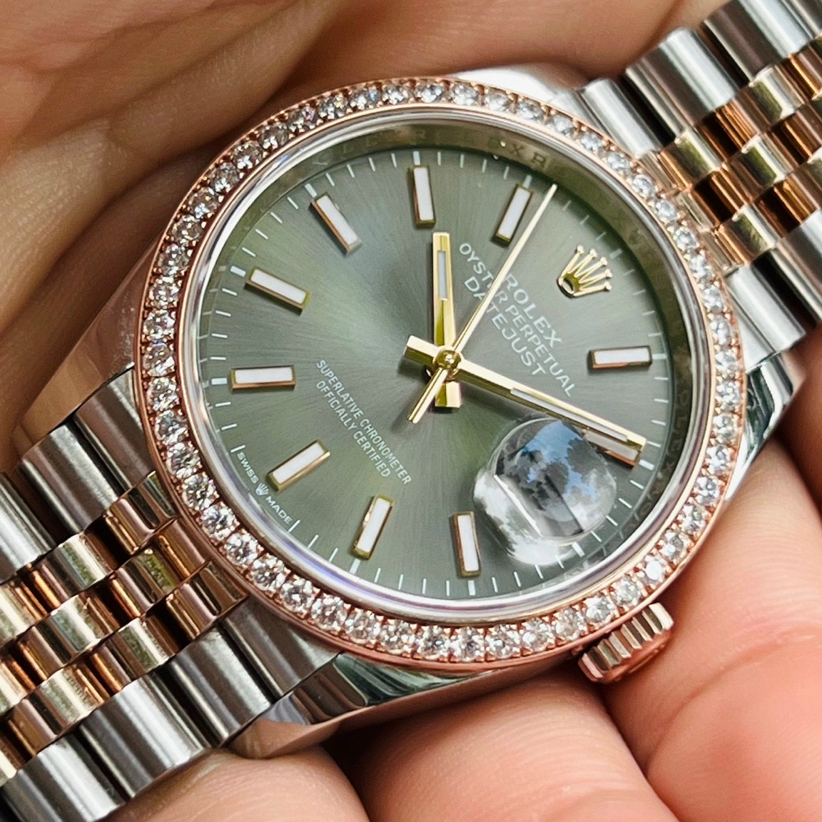 rolex-oyster-perpetual-datejust-126281rbr-0001