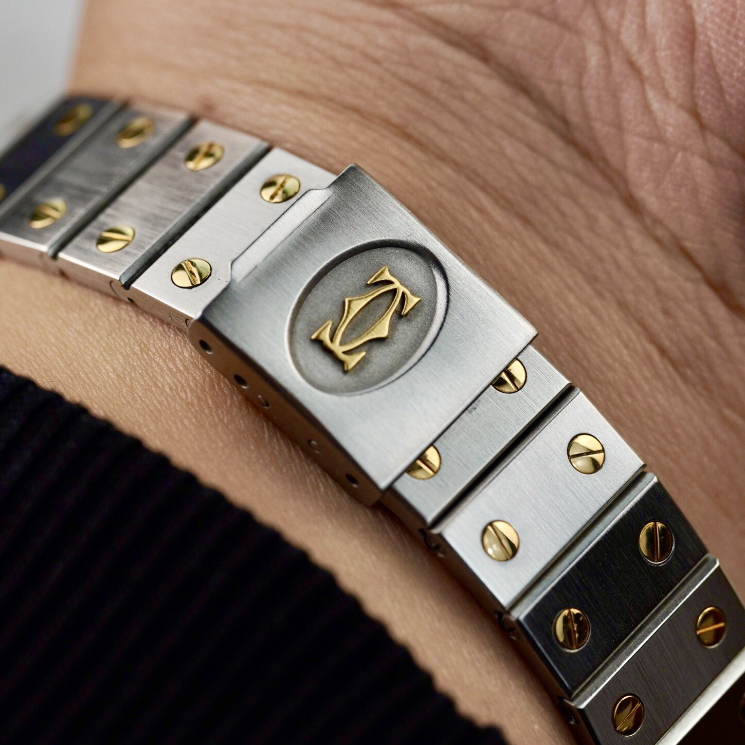 dong-ho-catier-santos-galbee-18k-yellow-gold-stainless-steel