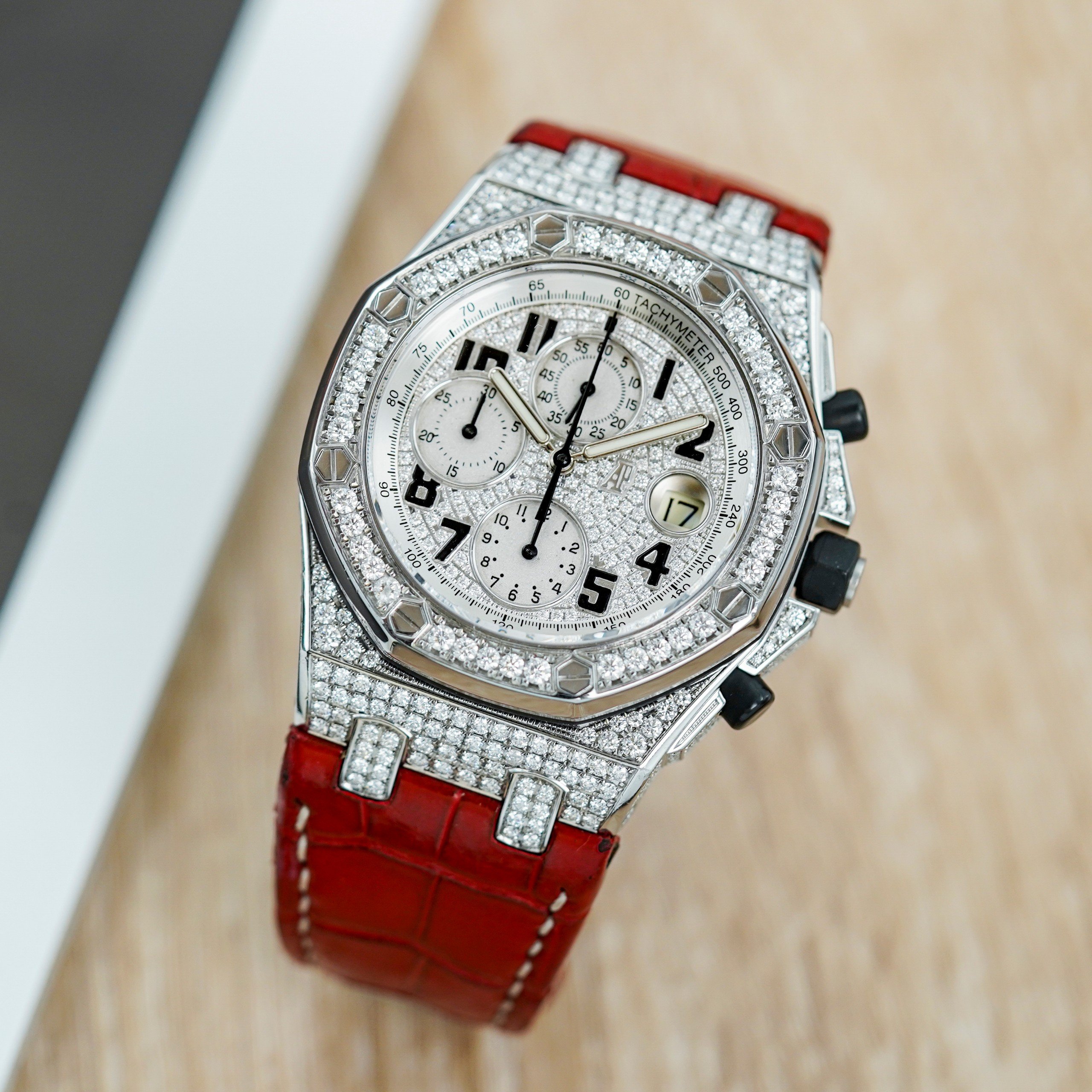 audemars-piguet-royal-oak-offshore-26020st-oo-d001in-02-a