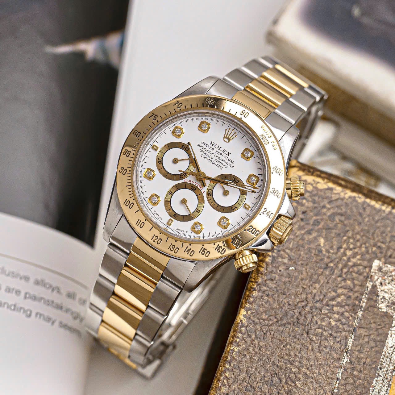 rolex-oyster-perpetual-cosmograph-daytona-16523