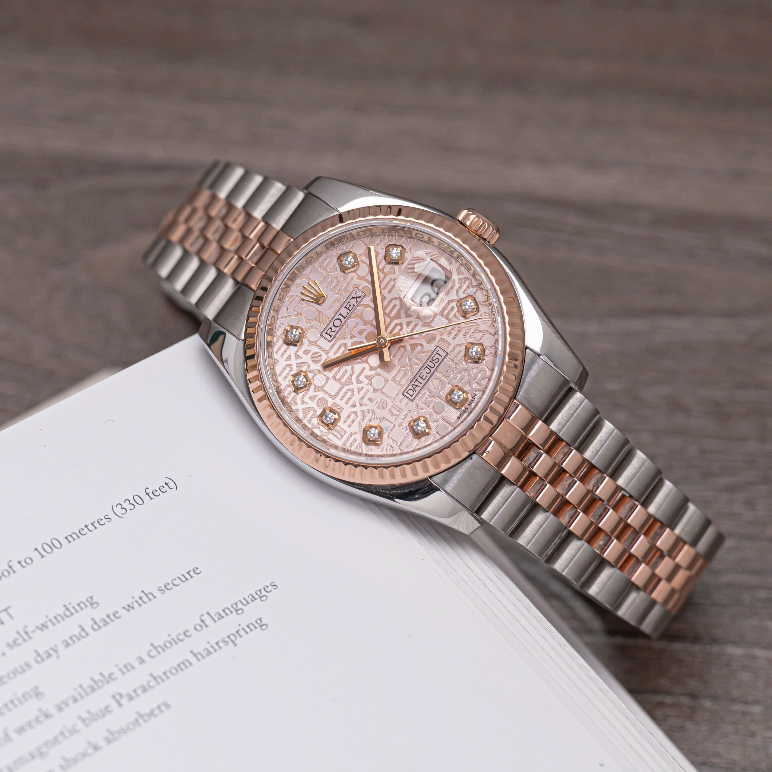 rolex-datejust-116231-demi-hong-mat-so-vi-tinh-hong