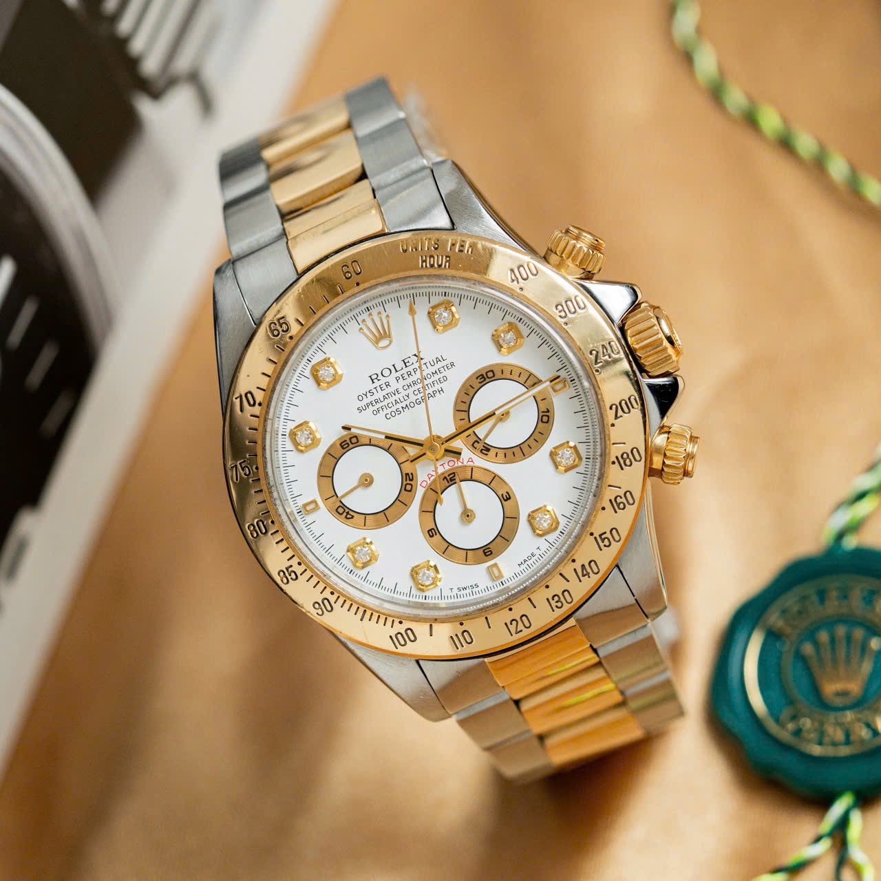 rolex-oyster-perpetual-cosmograph-daytona-16523
