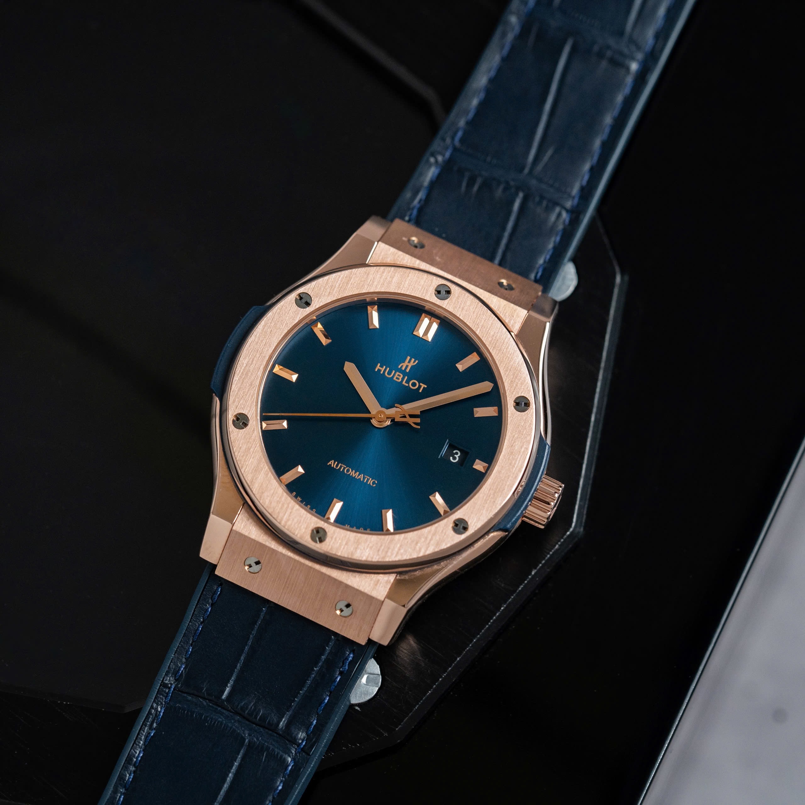 hublot-classic-fusion-king-gold-blue-42mm-542-ox-7180-lr