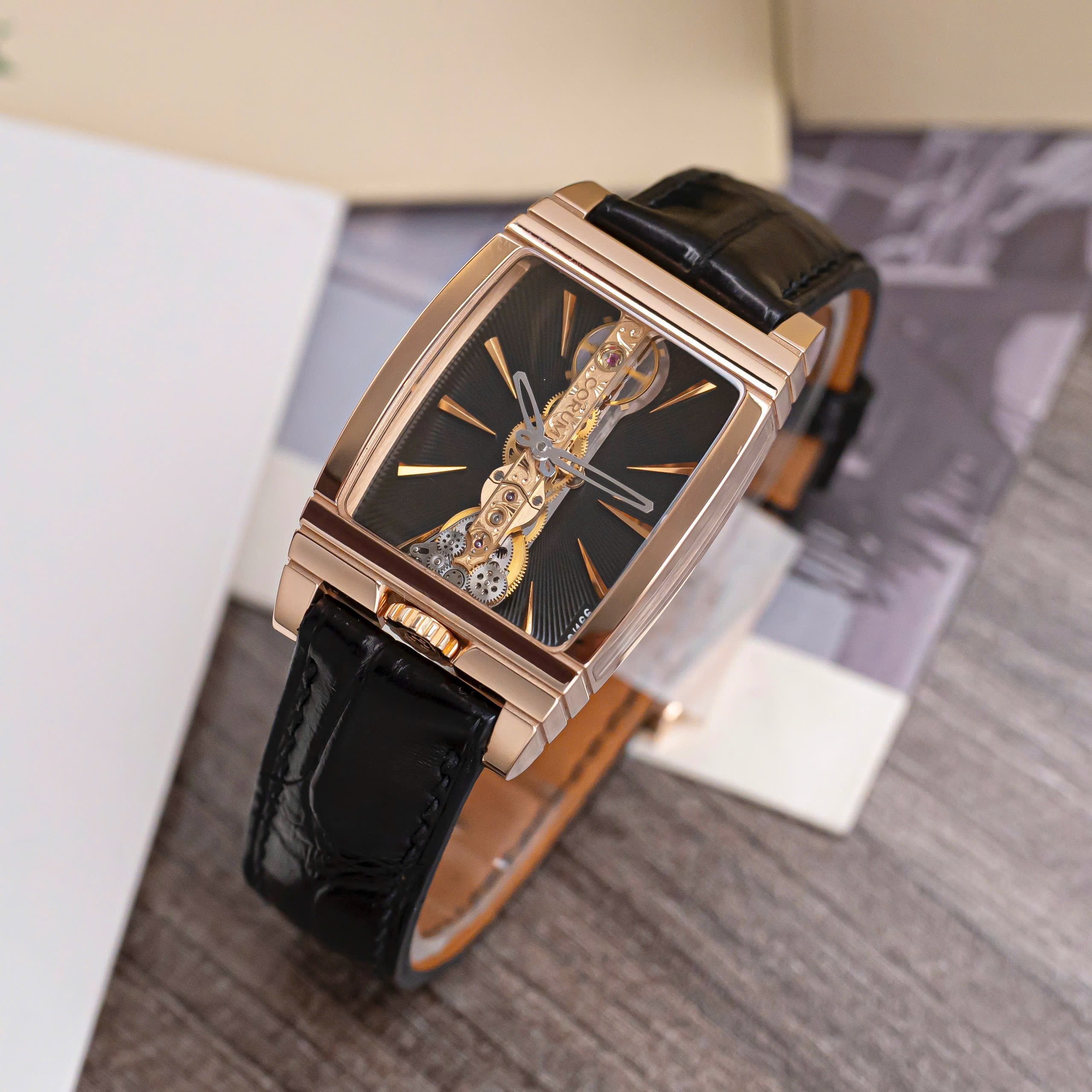 corum-golden-bridge-black-baton-113-770-55-0001-gn01-complete-limited-028-166