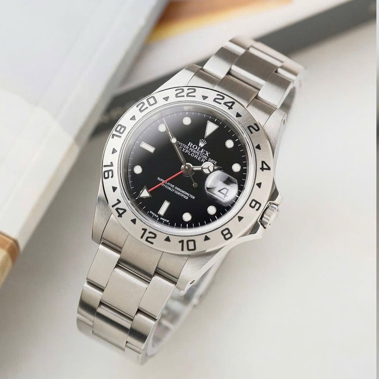 rolex-explorer-ii-16570-black-doi-5-so