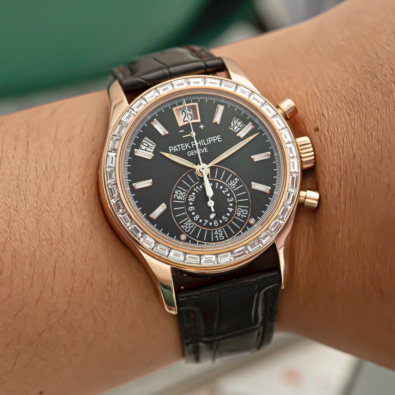 patek-philippe-complications-rose-gold-annual-calendar-chronograph-5960r-up-to-5