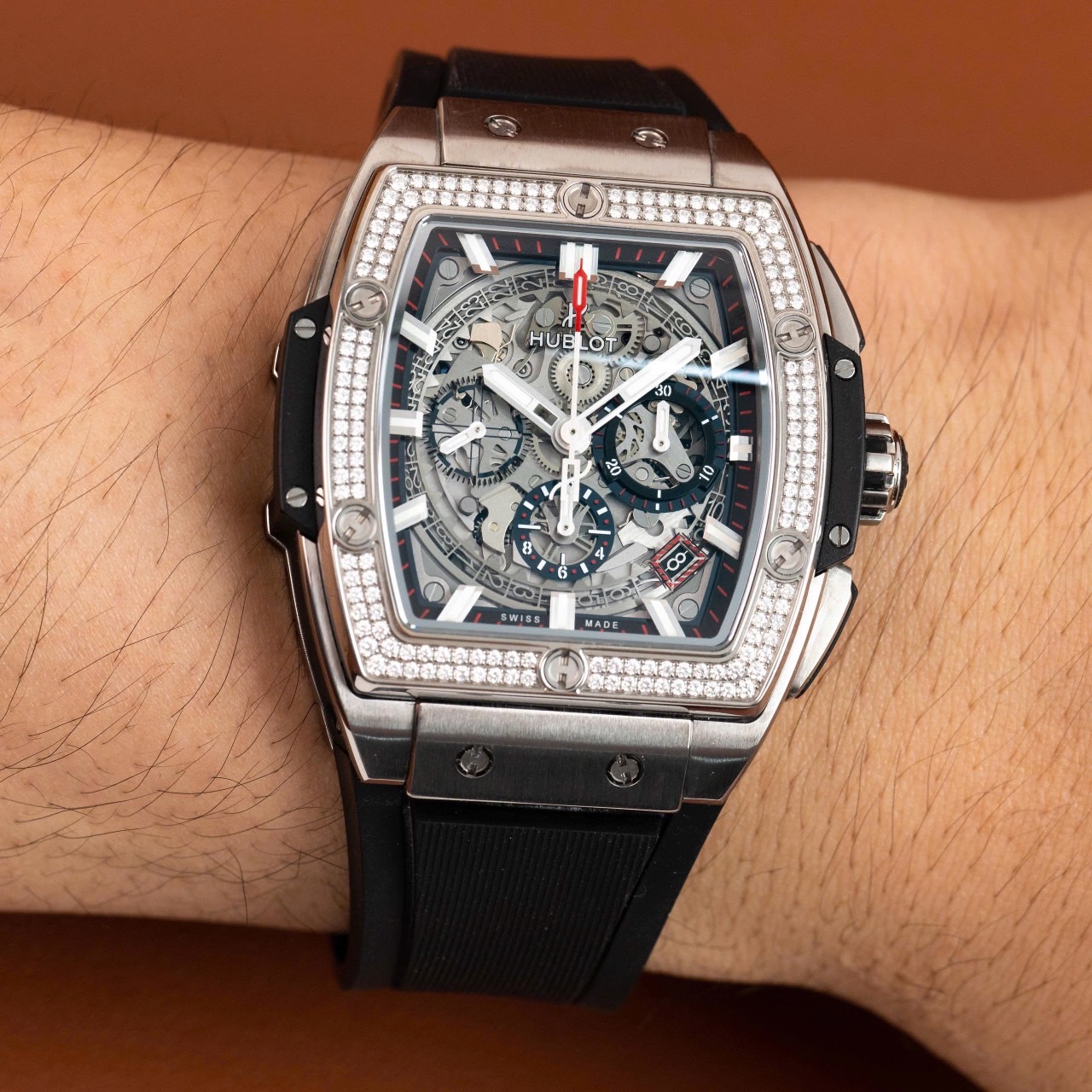 hublot-spirit-of-big-bang-kim-zin-hang-641-nx-0173-lr-1104-watch-42mm
