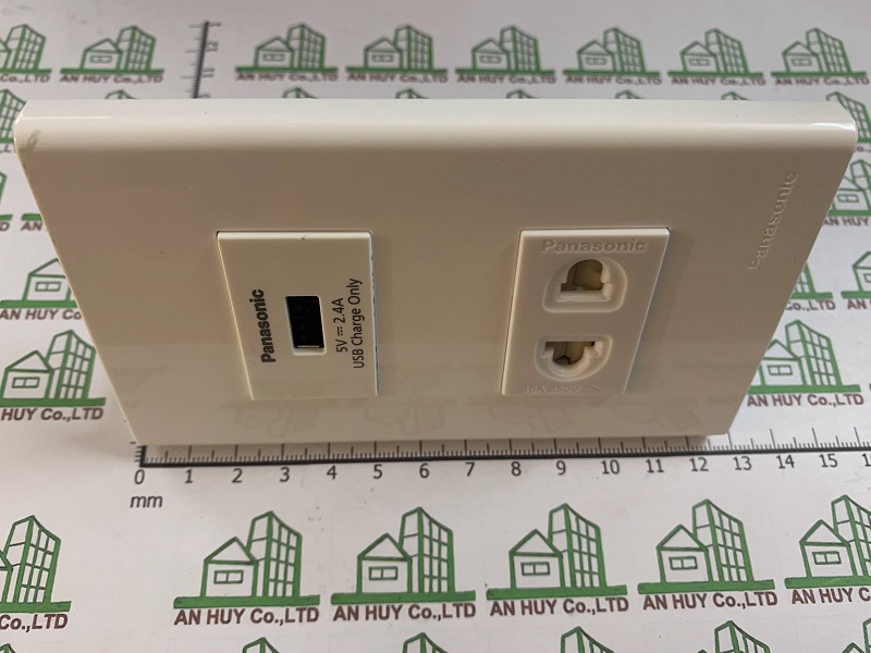 Ổ cắm usb panasonic Điện, Nước, Kim Khí, Điện Lạnh