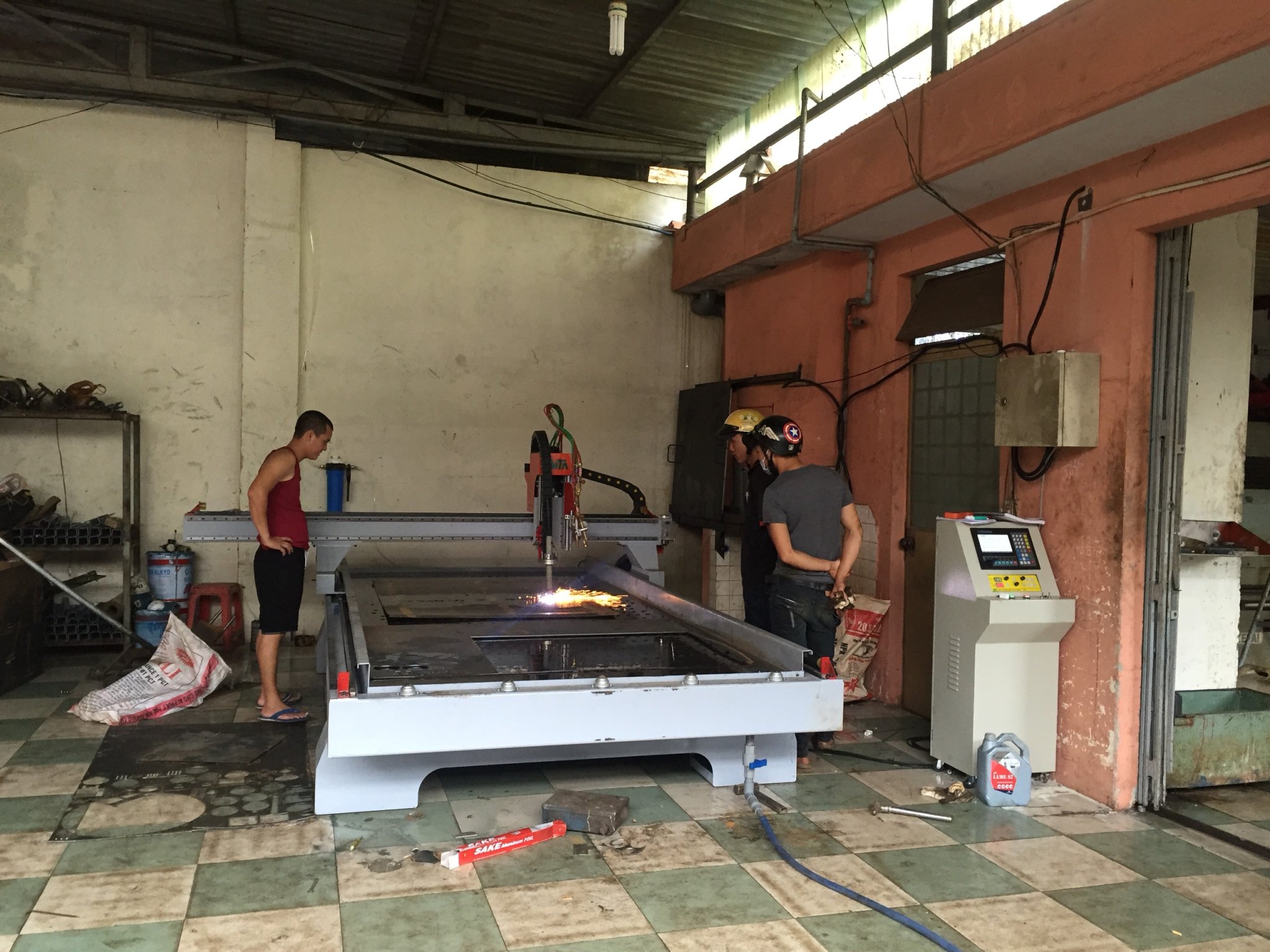 máy cắt plasma cnc 