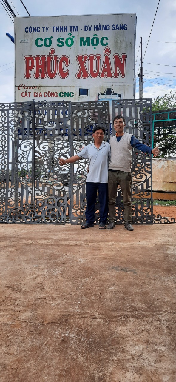 cổng cnc đầu tiên