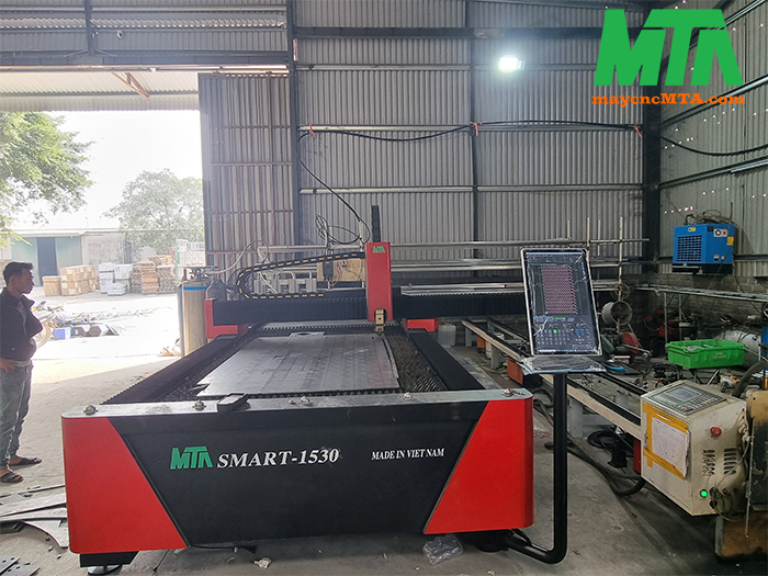 máy cắt laser fiber