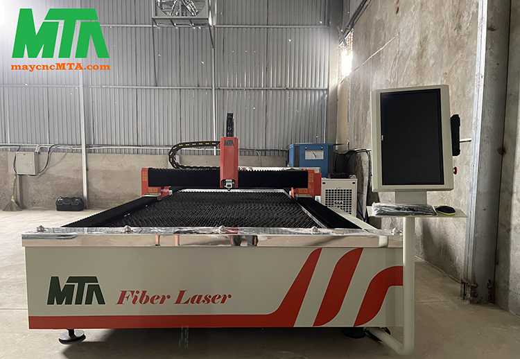 máy cắt laser fiber