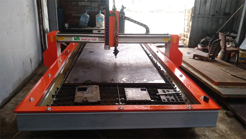 máy cắt plasma cnc