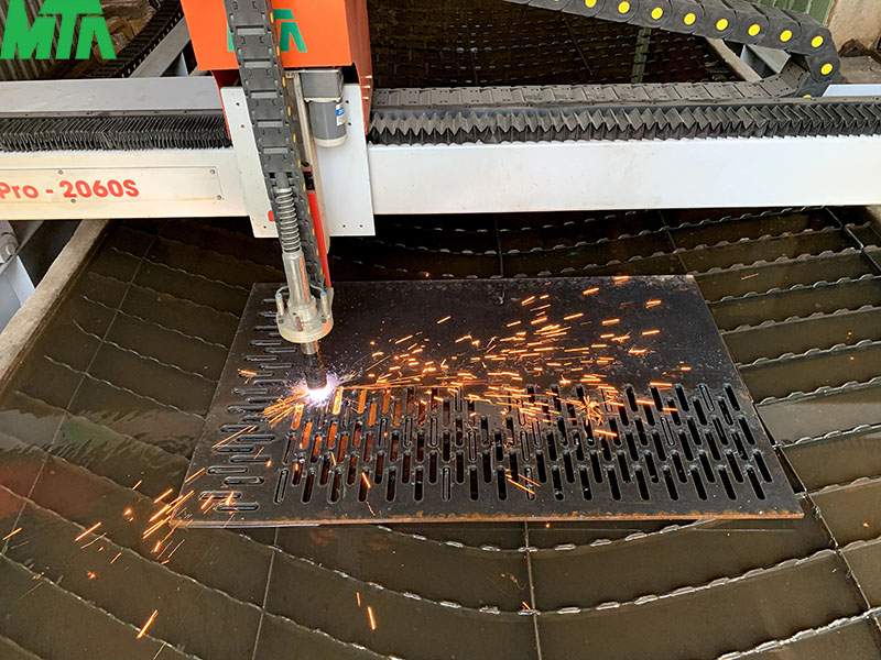 máy cắt plasma cnc cắt sàng