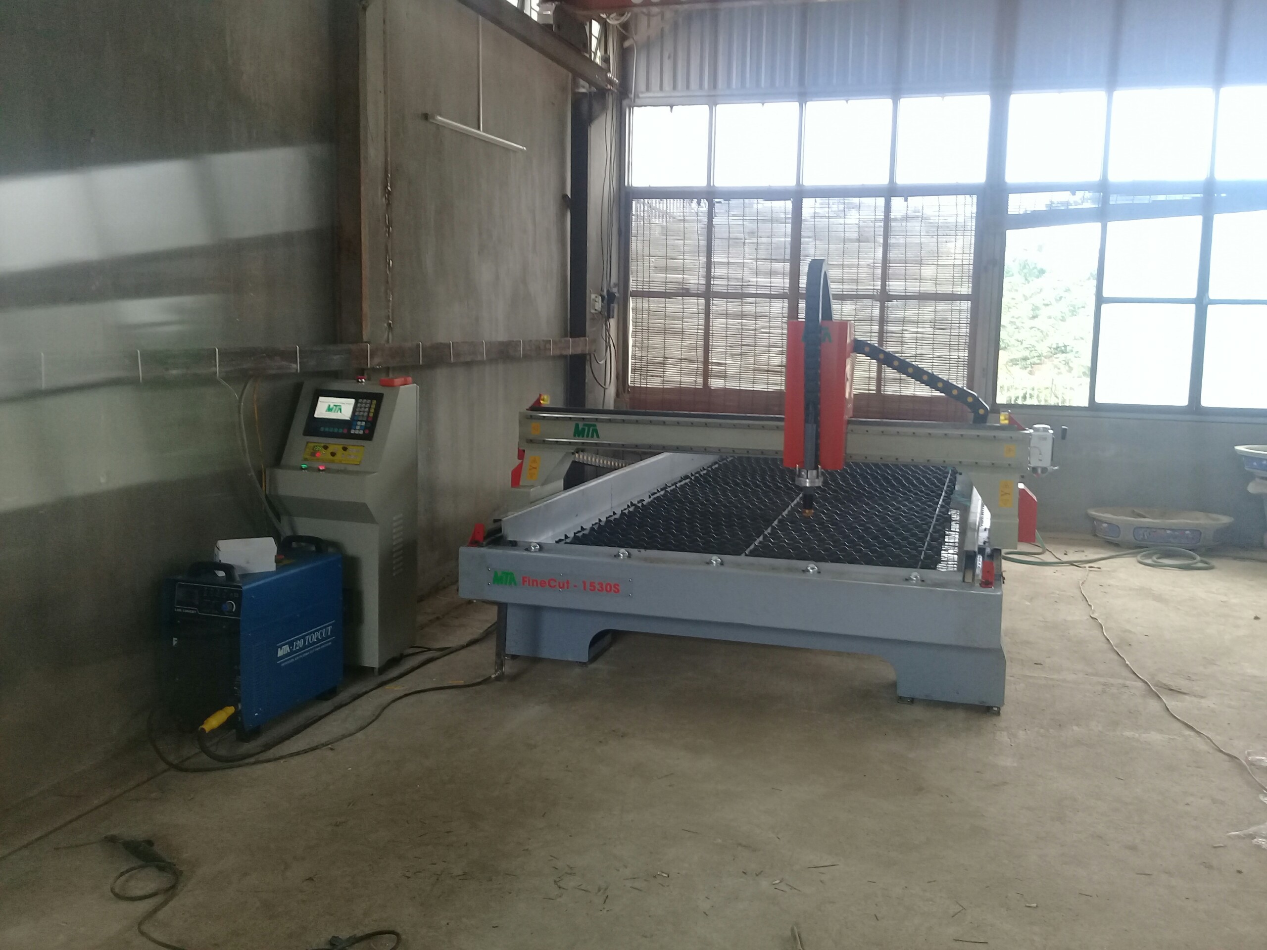 máy cắt plasma cnc được lắp đặt tại gia lai