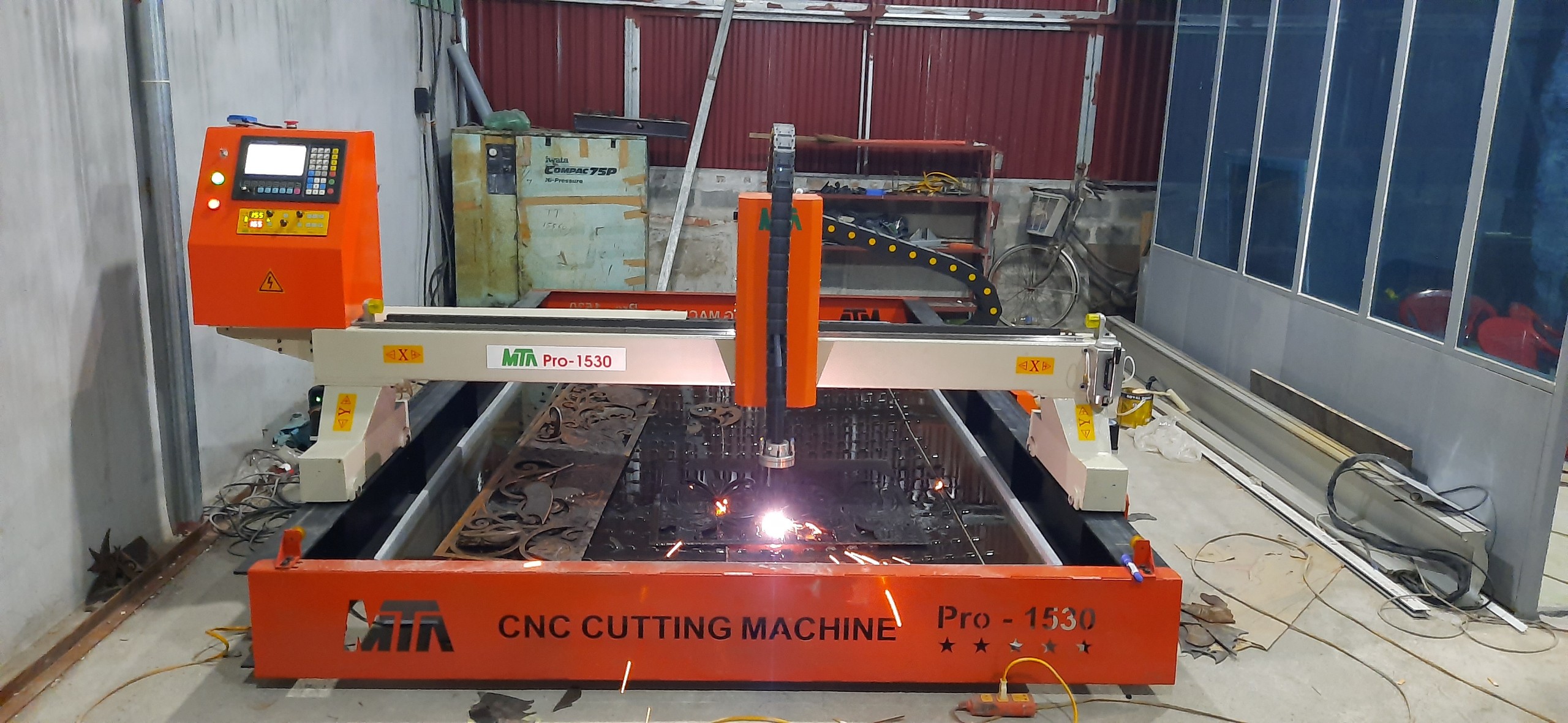 máy cắt plasma cnc pro 1530S