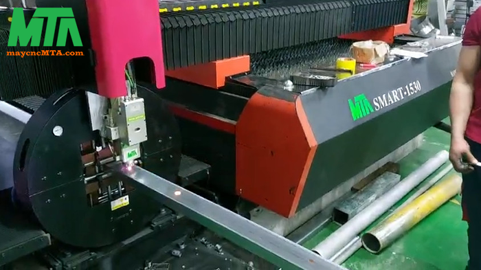 máy cnc laser fiber cắt tấm ống hộp