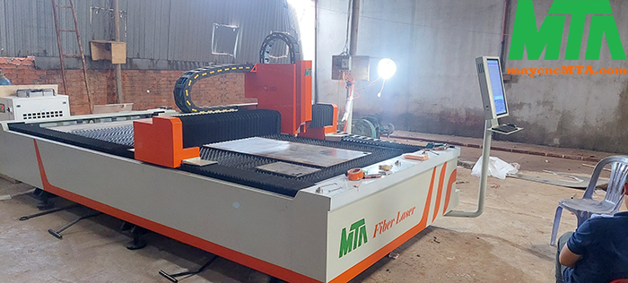 máy cắt Laser Fiber